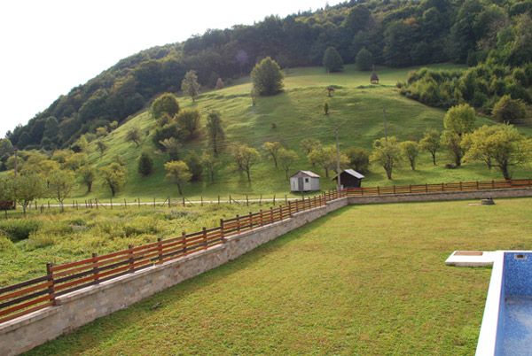 Ribaritsa House