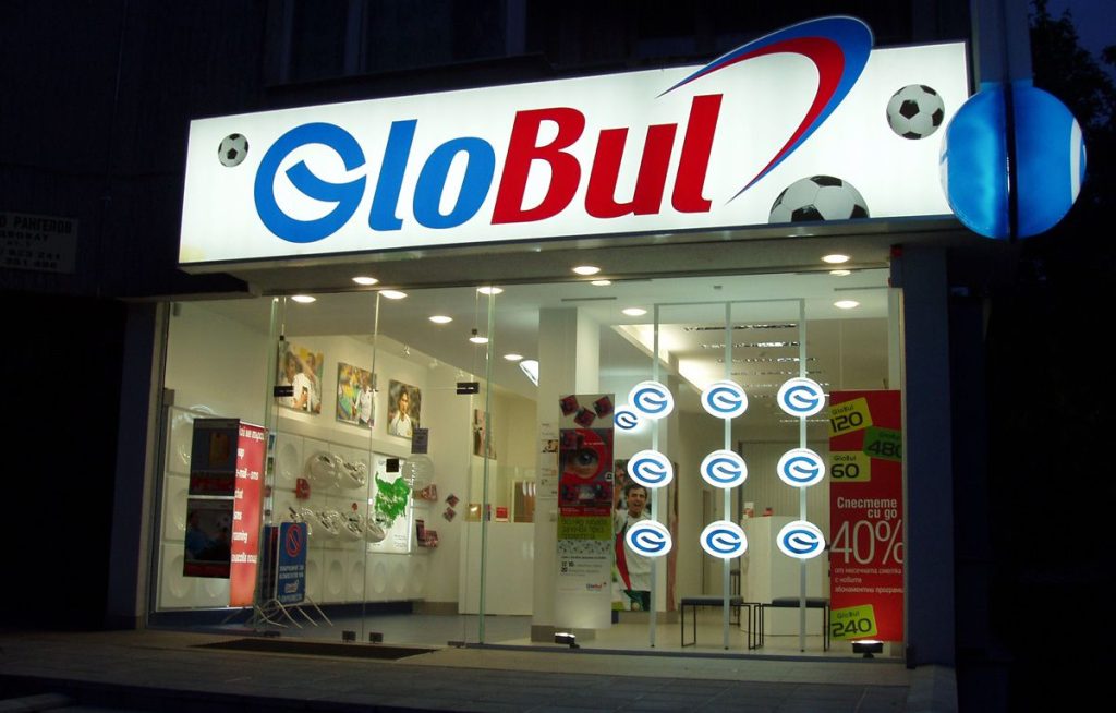 Globul Shops — Retail interiors for Globul mobile operator shops in Bulgaria